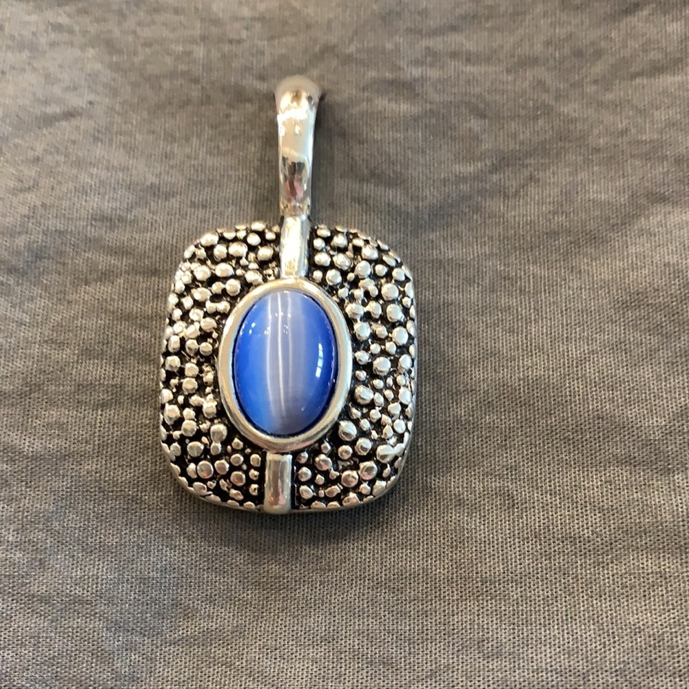 Premier Design pendant - Picture 4 of 4